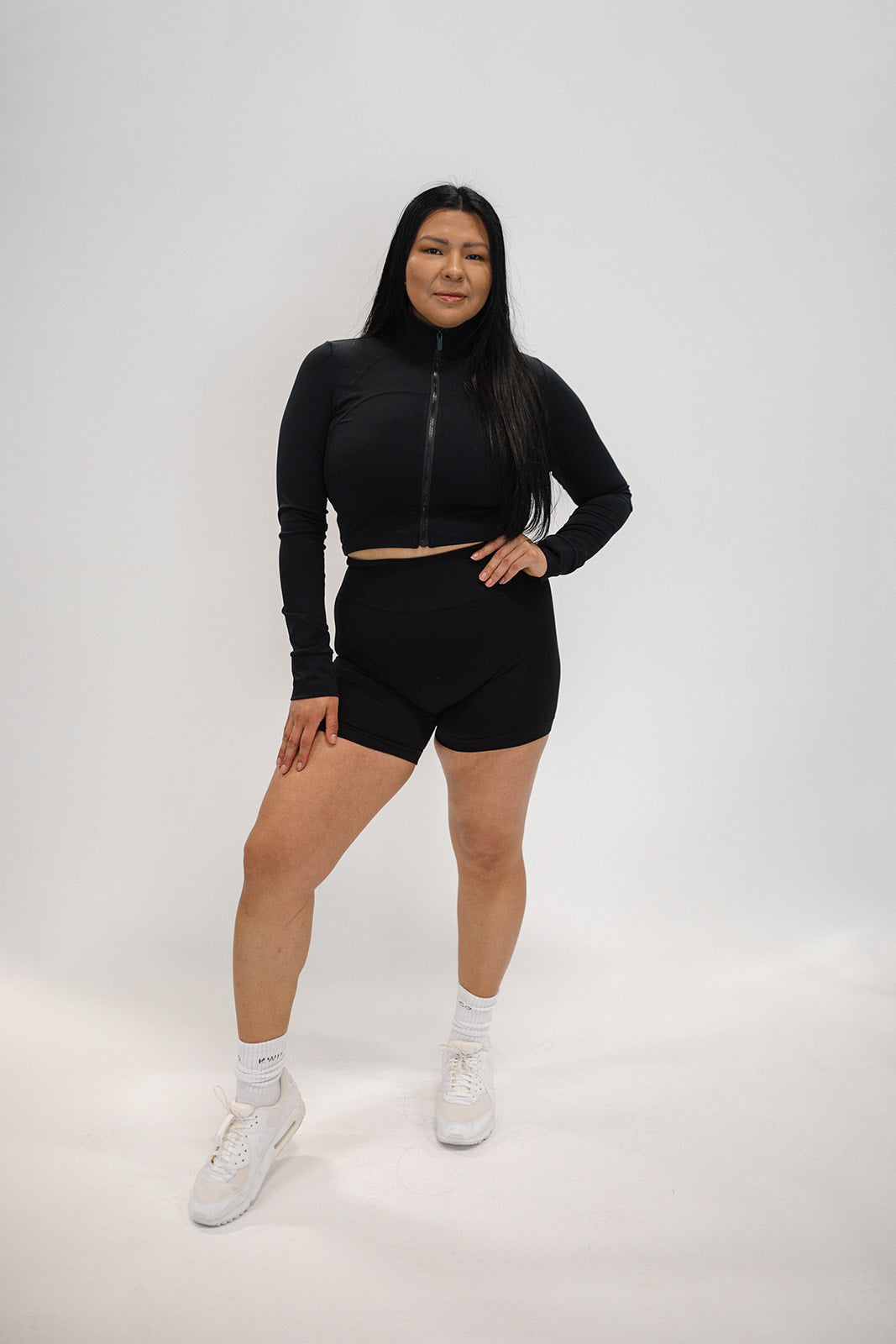 ABYSS 5' scrunch shorts
