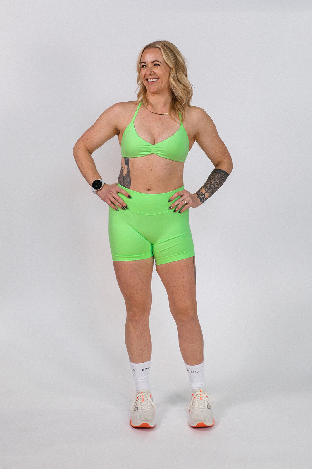 ELECTRIC GREEN 4.5' form shorts